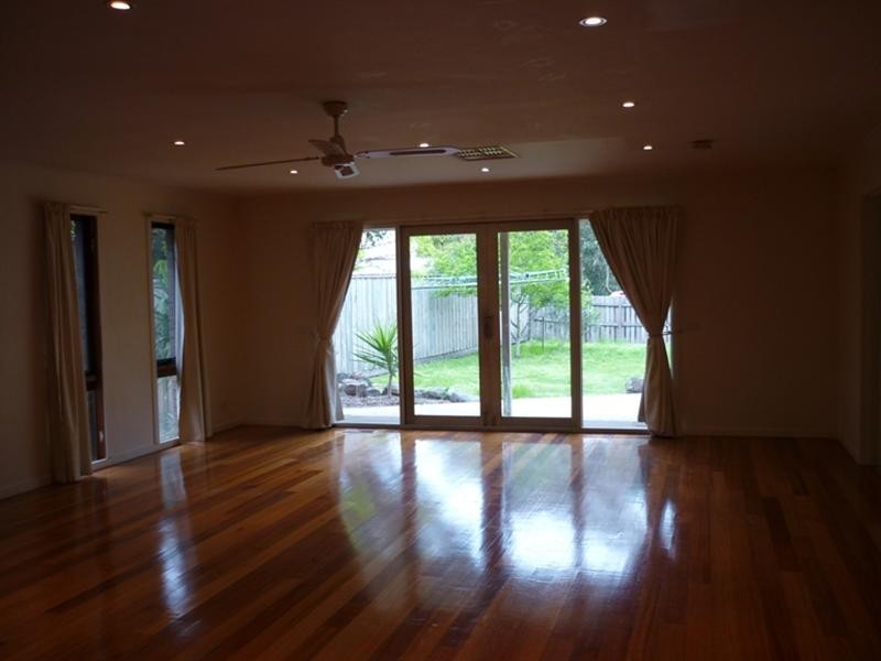 7 Wedge Court, Seaford VIC 3198