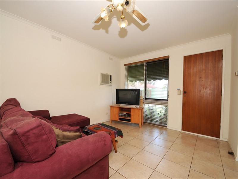 2 Boyd Avenue, Chelsea VIC 3196