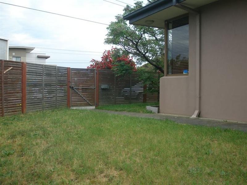 1/381 Nepean Highway, Frankston VIC 3199