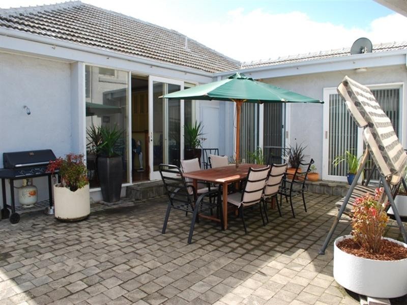 12 Morton Grove, Chelsea VIC 3196