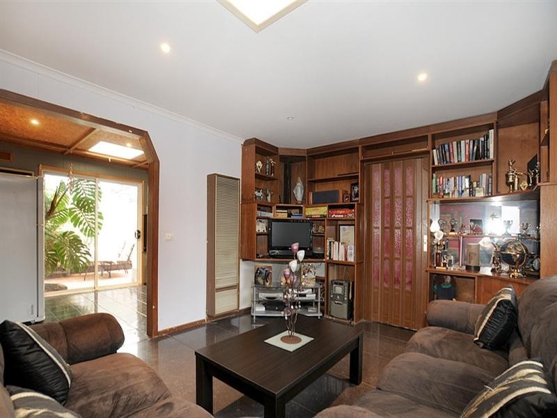 21 Kurrawa Crescent, Patterson Lakes VIC 3197