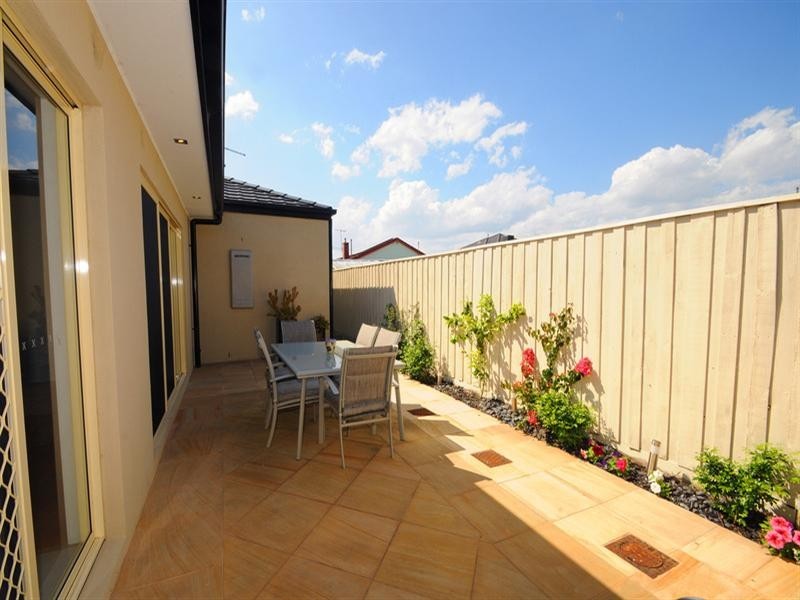 4/26 Woodbine Grove, Chelsea VIC 3196