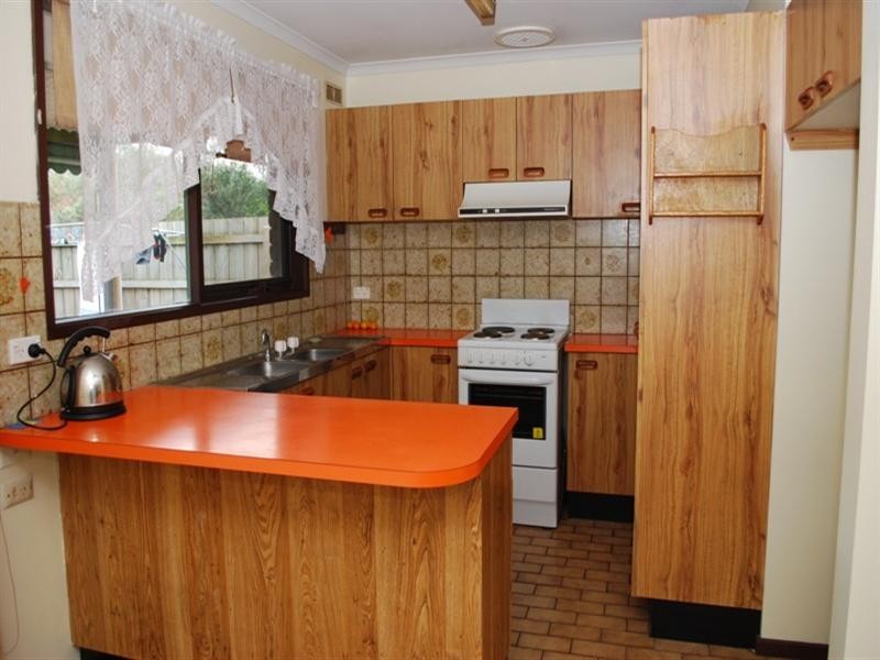 9 Pace Crescent, Chelsea VIC 3196