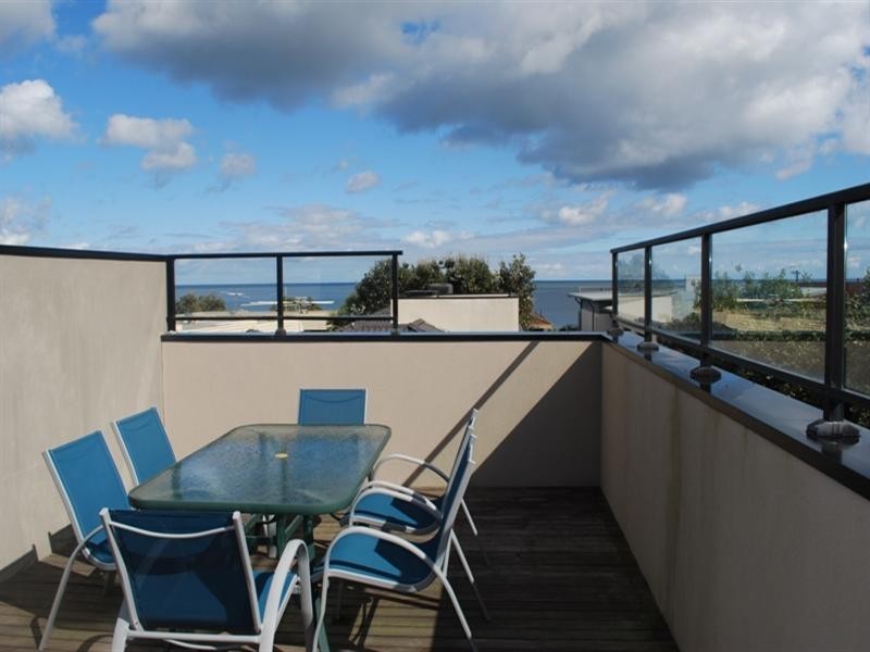 2/586A Nepean Highway, Bonbeach VIC 3196