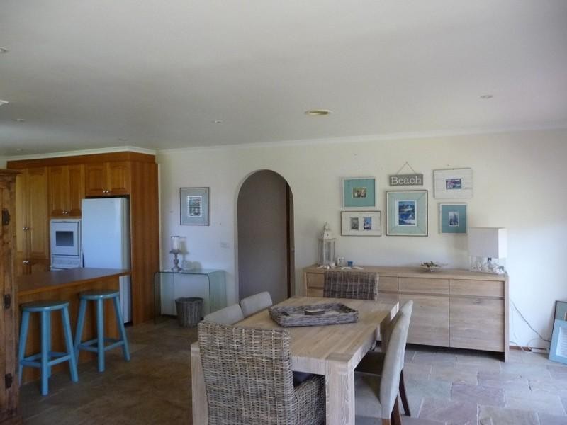 15 QUAIL Close, Chelsea Heights VIC 3196