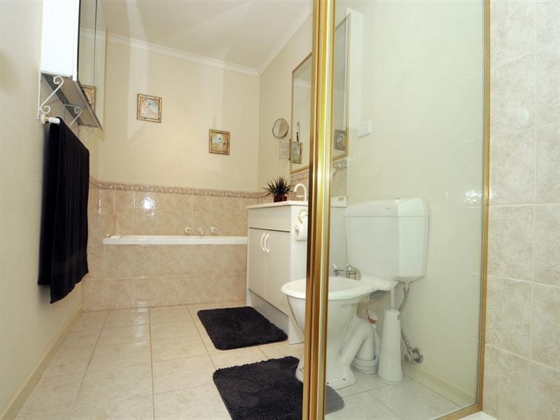 1/221 Station Street, Edithvale VIC 3196