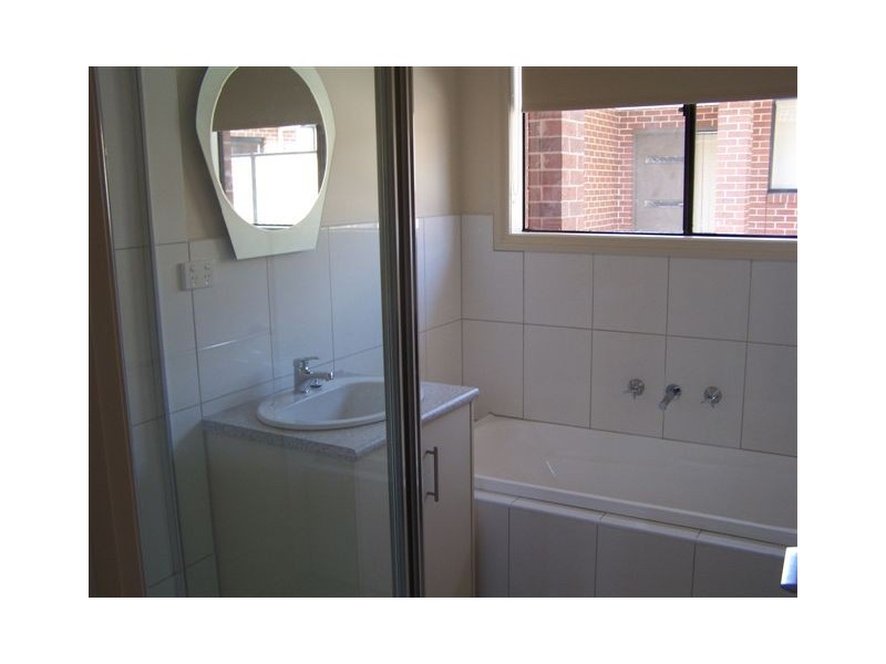 2/31 East Road, Seaford VIC 3198