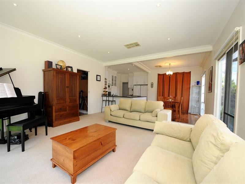 9 Sturdee Street, Chelsea VIC 3196