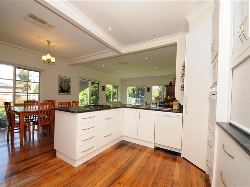 9 Sturdee Street, Chelsea VIC 3196