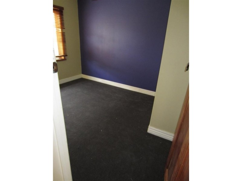 10 Raymond Road, Seaford VIC 3198