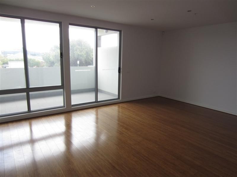 2/11 Bath Street, Chelsea VIC 3196