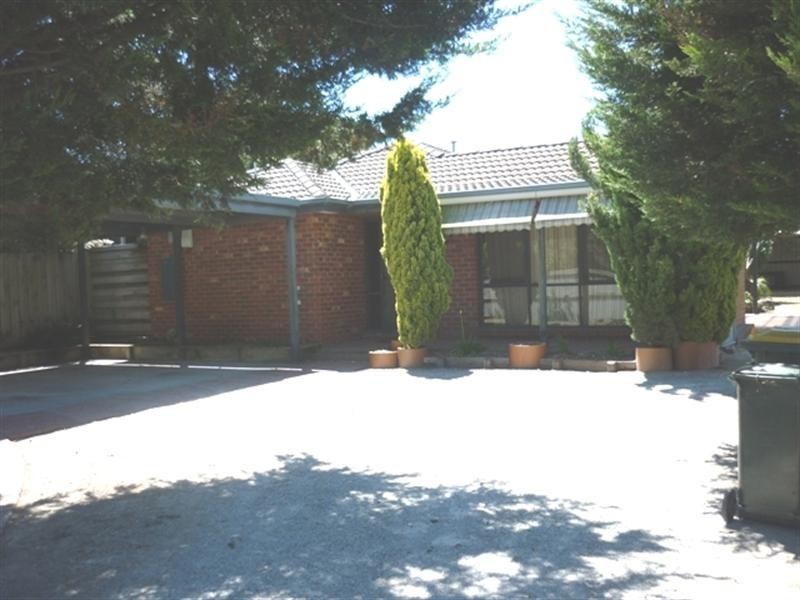 136 Railway Parade, Seaford VIC 3198