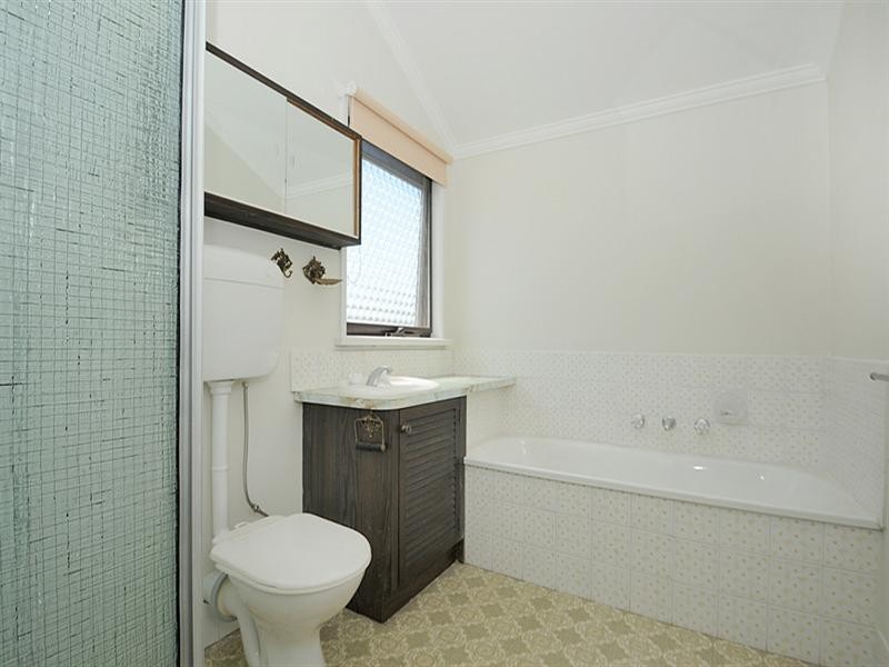 23 Tudor Court, Edithvale VIC 3196