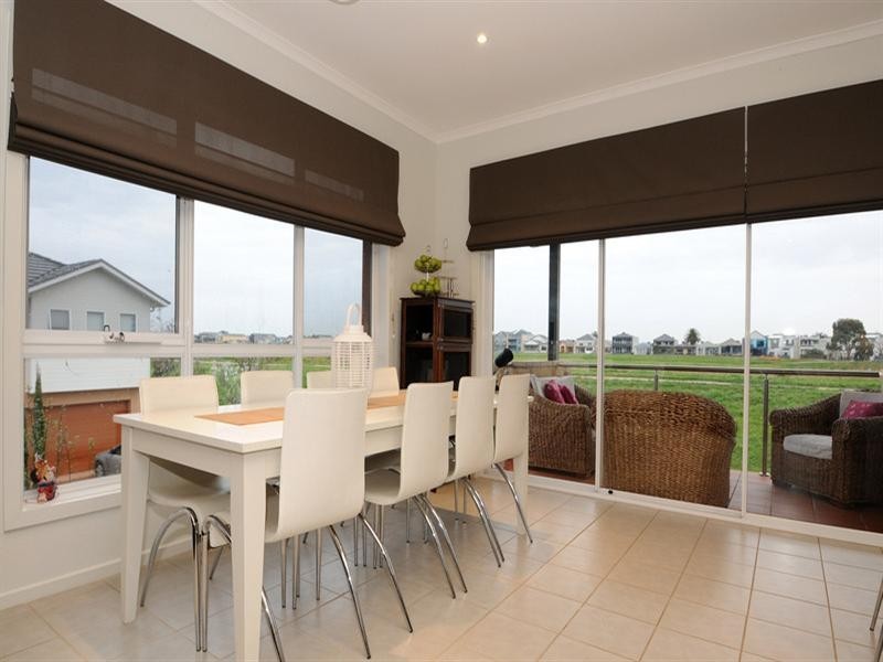 2 Dunk Crescent, Bonbeach VIC 3196