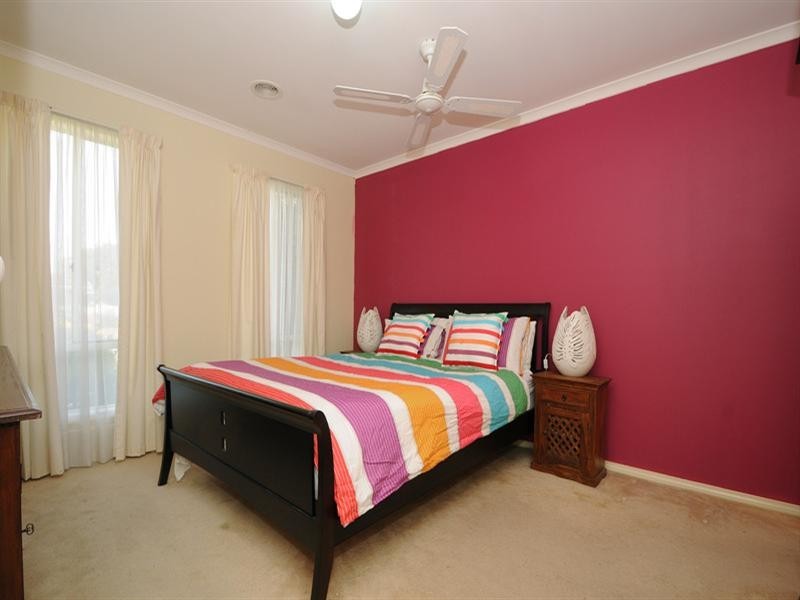 32 Pacific Drive, Aspendale Gardens VIC 3195