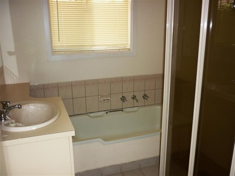 20 Royal Road, Bonbeach VIC 3196