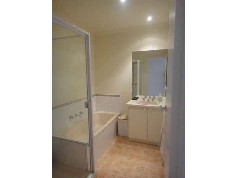 2/383 Station Street, Chelsea VIC 3196