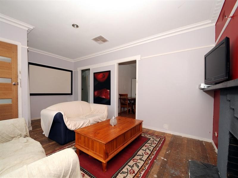 28 Burns Street, Frankston VIC 3199