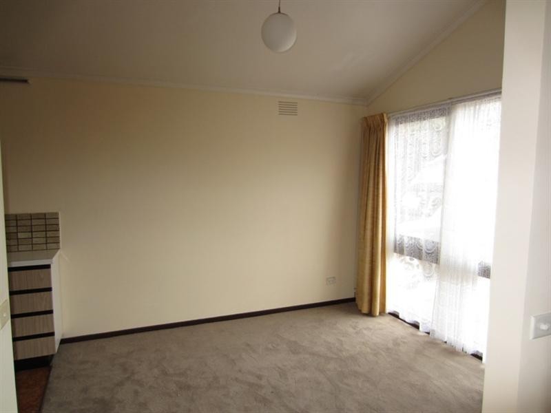 8 Chelbara Court, Chelsea VIC 3196