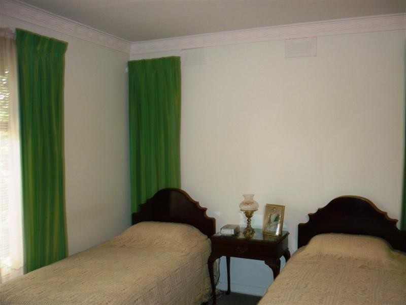 14 Mernda Avenue, Bonbeach VIC 3196