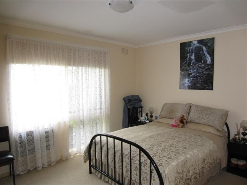 10 Chelbara Court, Chelsea VIC 3196