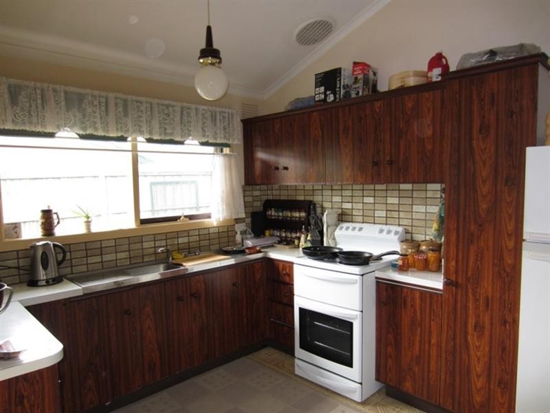 10 Chelbara Court, Chelsea VIC 3196