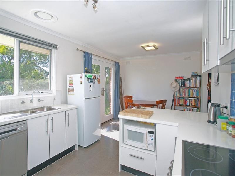 39 Tudor Court, Edithvale VIC 3196