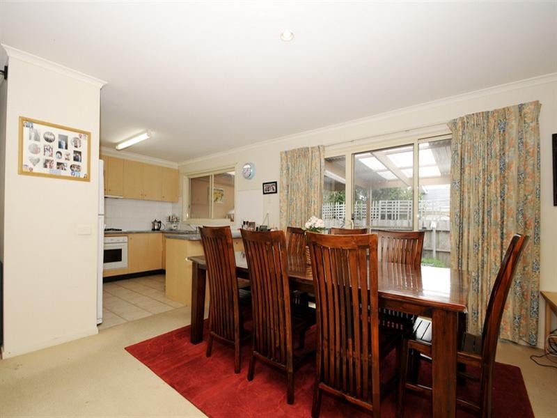 4/22 Embankment Grove, Chelsea VIC 3196