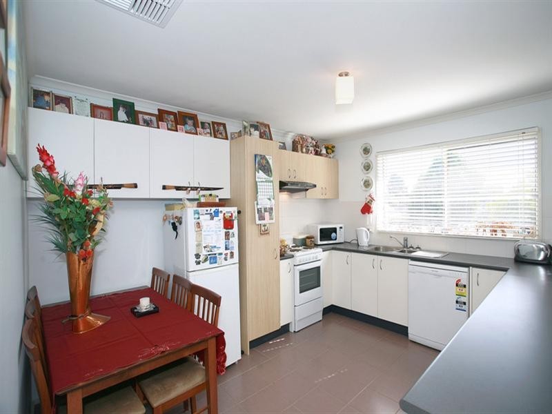 2/82 Fraser Avenue, Edithvale VIC 3196