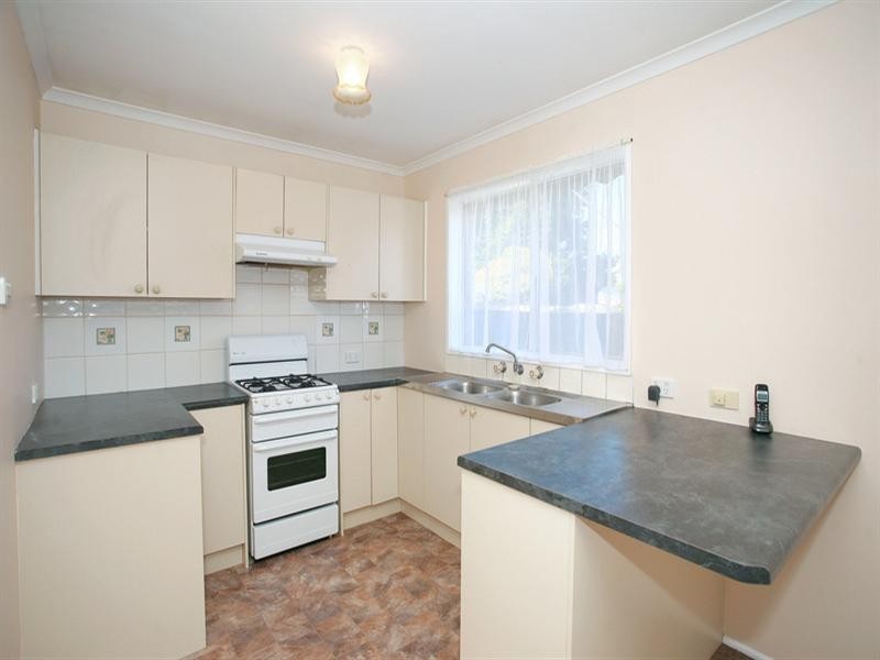 2/82 Fraser Avenue, Edithvale VIC 3196