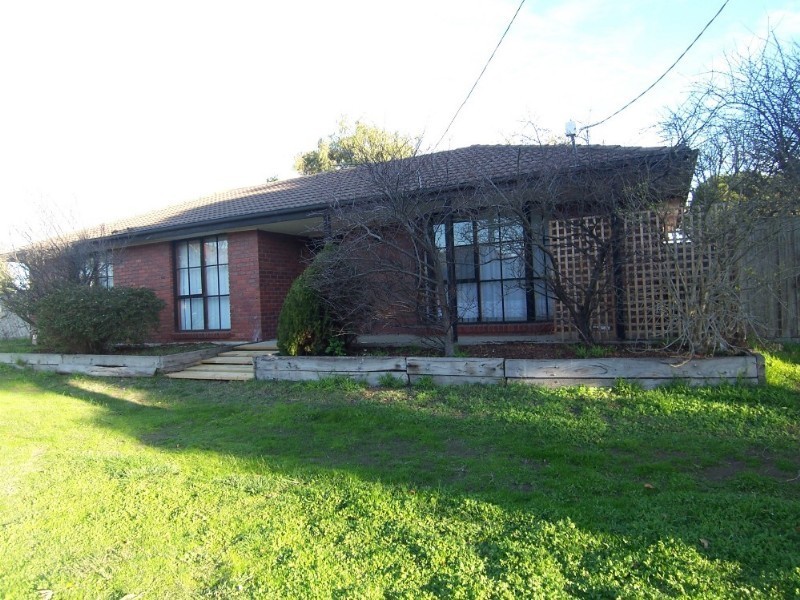 1 Tremaine Court, Carrum Downs VIC 3201