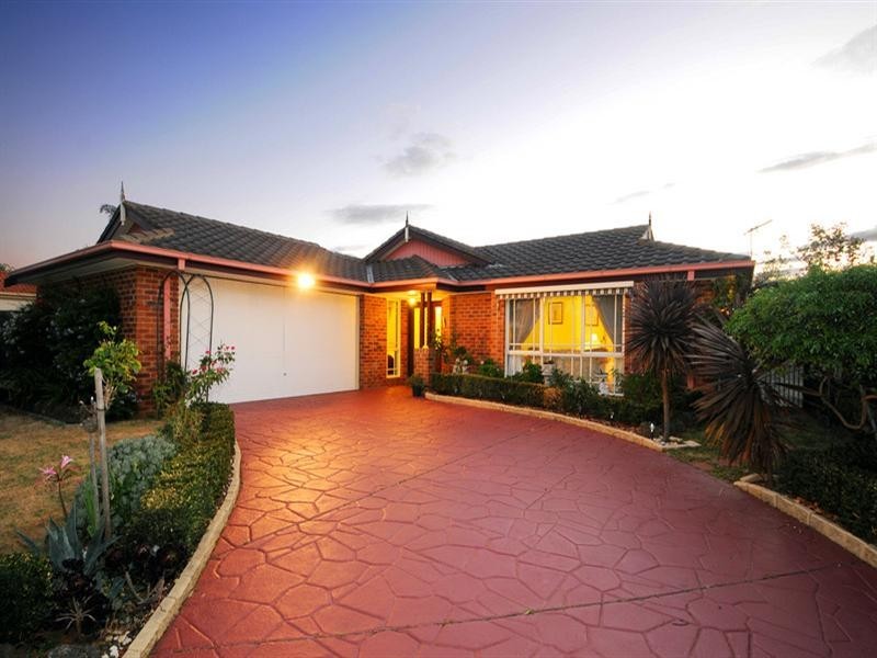 64 Branagan Drive, Aspendale Gardens VIC 3195