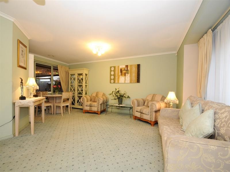 64 Branagan Drive, Aspendale Gardens VIC 3195