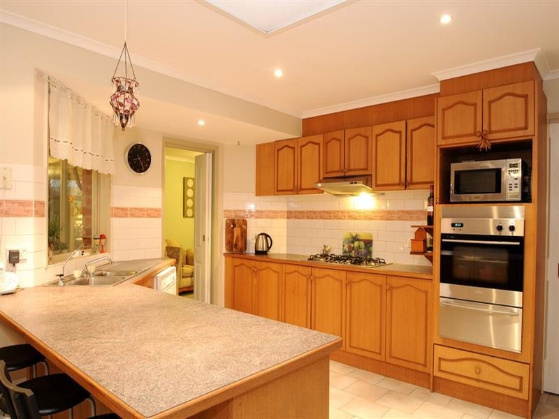 64 Branagan Drive, Aspendale Gardens VIC 3195
