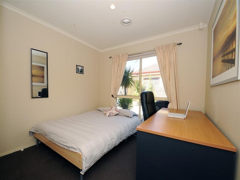 22 Glenbrook Avenue, Bonbeach VIC 3196