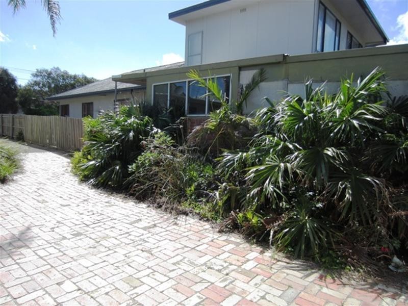 28 Beach Grove, Seaford VIC 3198