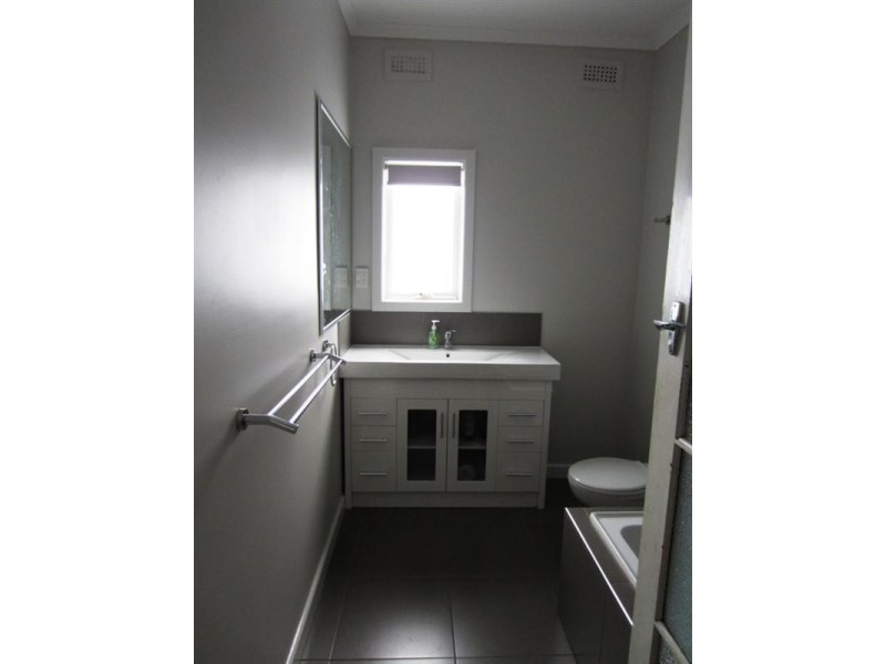 2 Berry Avenue, Edithvale VIC 3196