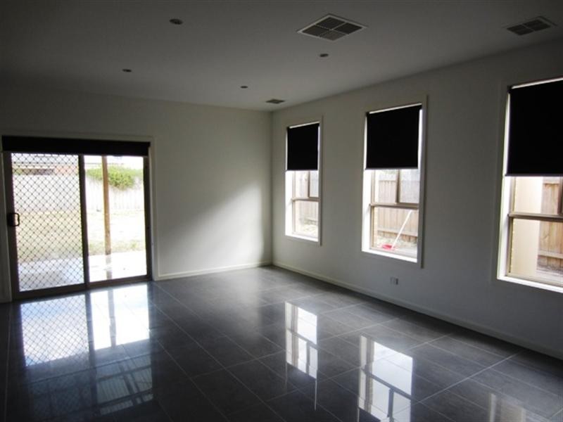 37 Coast Banksia Drive, Bonbeach VIC 3196