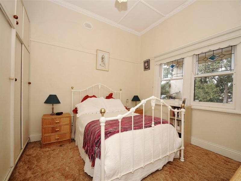 5 Oak Avenue, Cheltenham VIC 3192