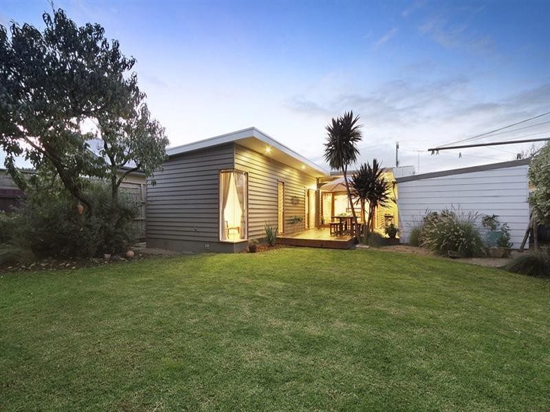 6 Troy Street, Bonbeach VIC 3196