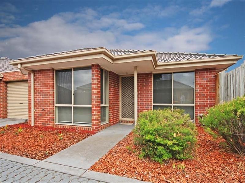 2/8 Bondi Road, Bonbeach VIC 3196