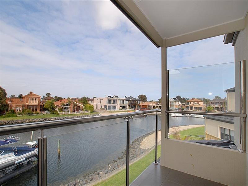 3/10 Rhode Island, Patterson Lakes VIC 3197