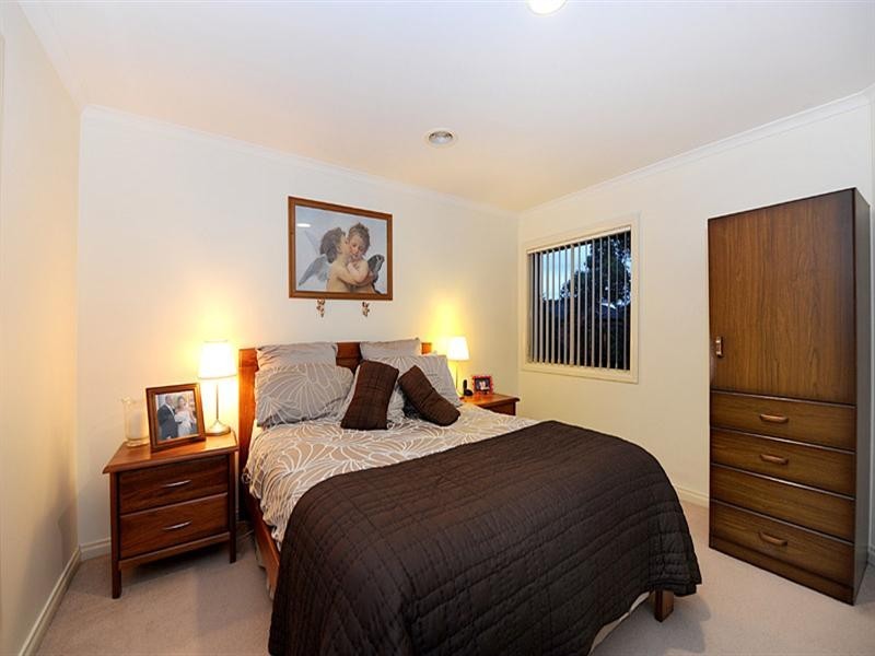 4/4-5 Riviera Street, Seaford VIC 3198