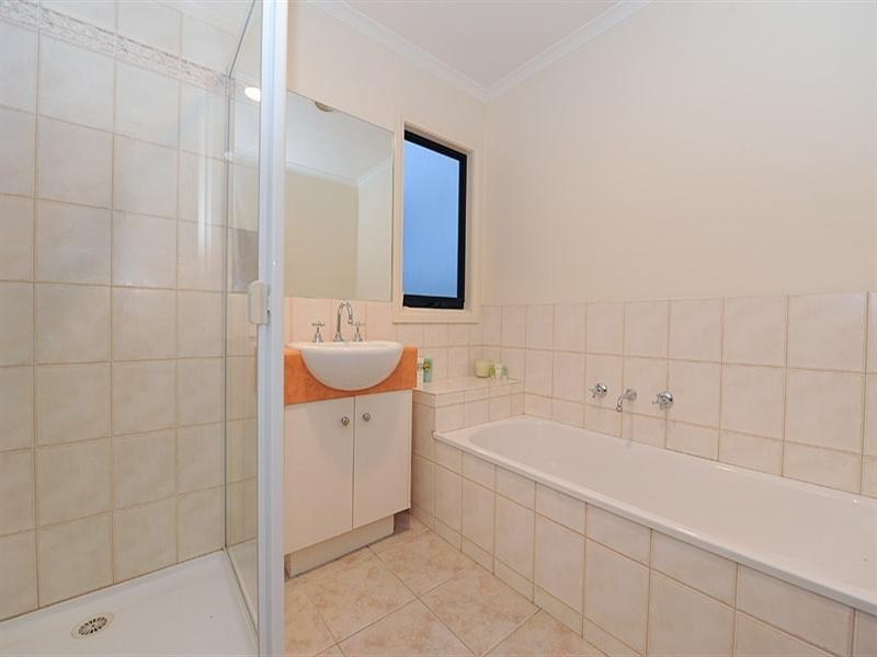 4/4-5 Riviera Street, Seaford VIC 3198