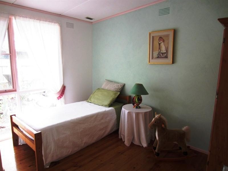 43 Ti-Tree Crescent, Seaford VIC 3198