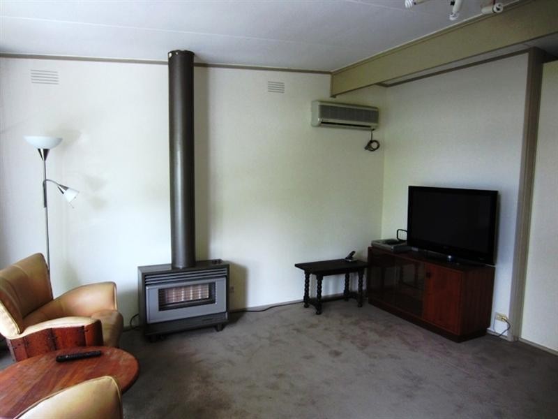 43 Ti-Tree Crescent, Seaford VIC 3198