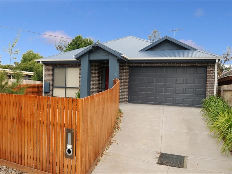 1/40 Kananook Avenue, Seaford VIC 3198