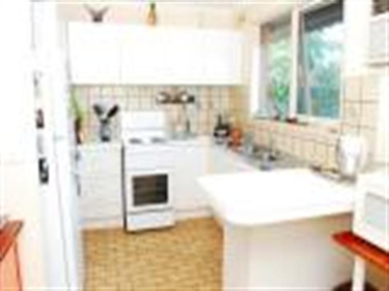 11 Pace Crescent, Chelsea VIC 3196