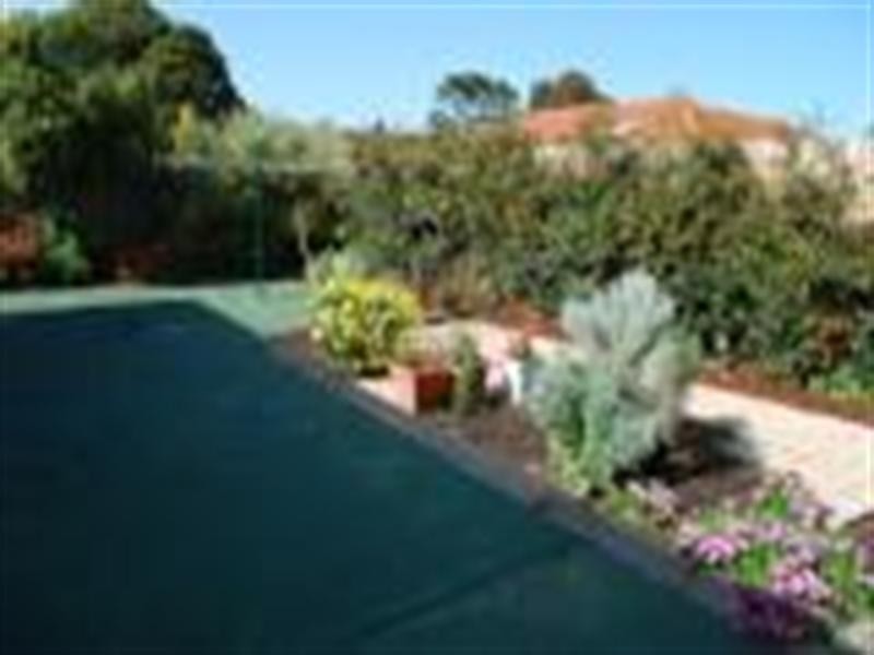 11 Pace Crescent, Chelsea VIC 3196