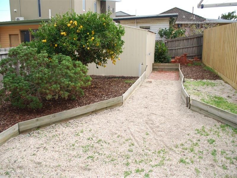 15 Newington Parade, Chelsea VIC 3196